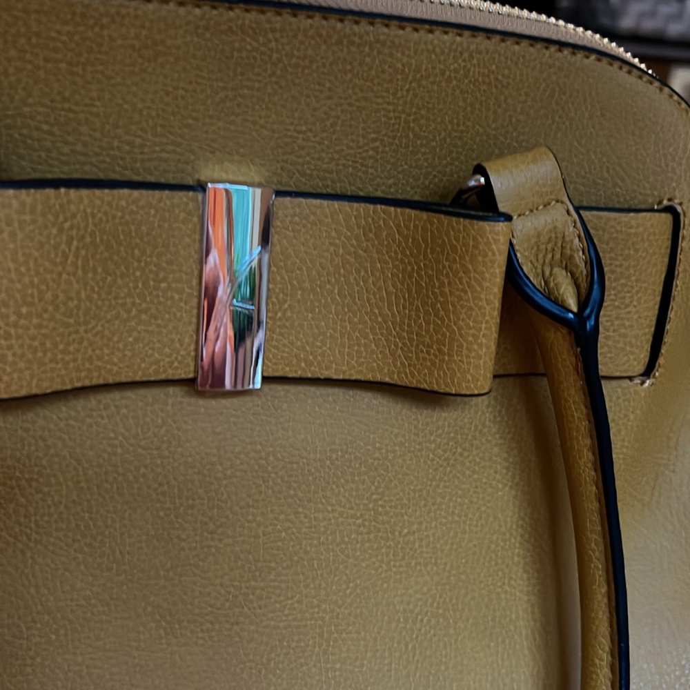 Apt. 9 Audrey Bow Dome Convertible Satchel in Mustard NWT - Picture 4 of 8